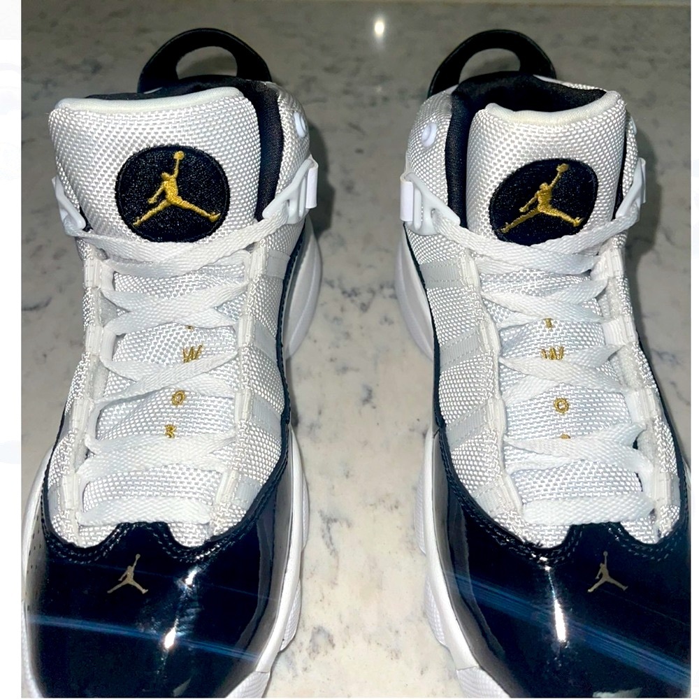 **SOLD** Boys’ Jordan 6 Rings Shoes - Picture 3 of 8